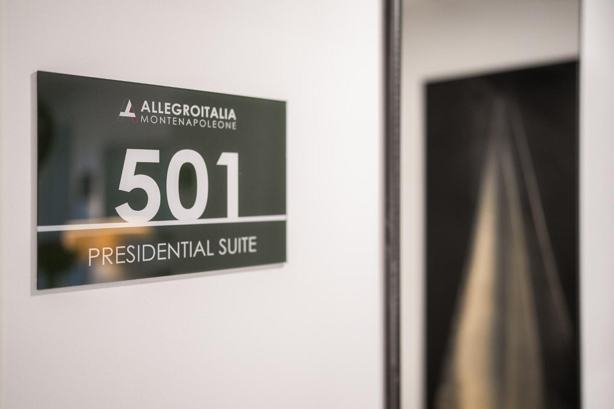 Allegroitalia Penthouse Montenapoleone 밀라노 외부 사진