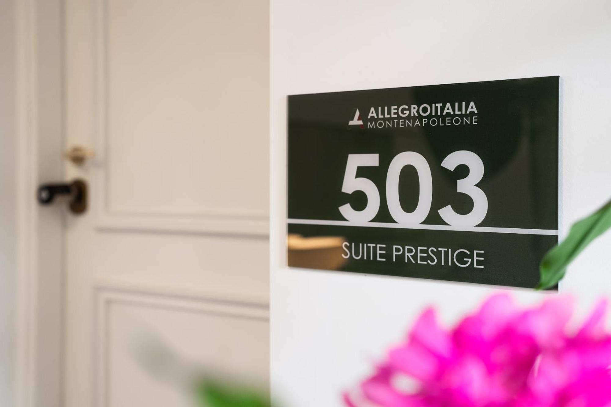 Allegroitalia Penthouse Montenapoleone 밀라노 외부 사진